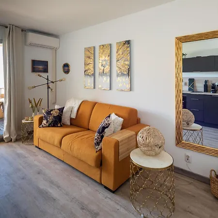 Modern With Sea Views On The Cote Dazur דירה